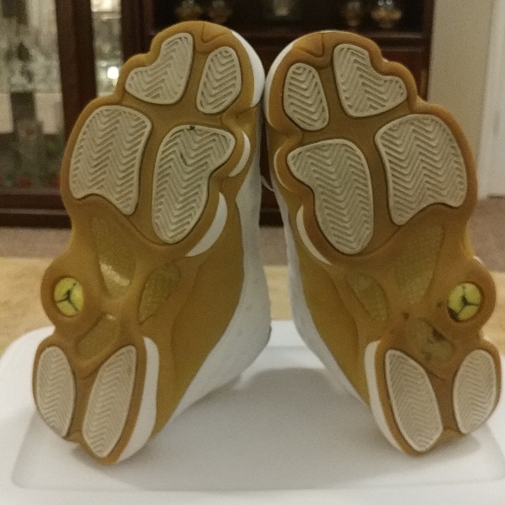 Jordan Retro 13 Wheats 2004 - Picture 5 of 11